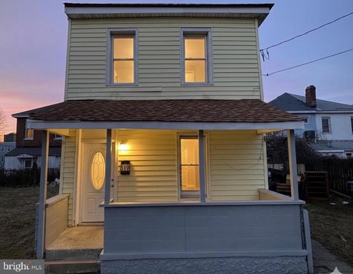 519 Graff Ln, Atlantic City, NJ, 08401-2719 | Card Image