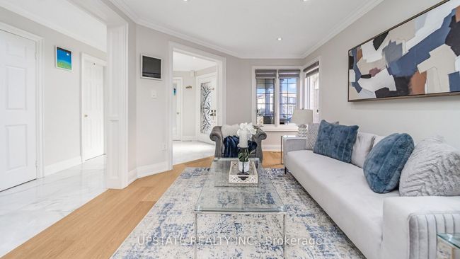 6 Mannel Cres, House other with 6 bedrooms, 4 bathrooms and 4 parking in Brampton ON | Image 11