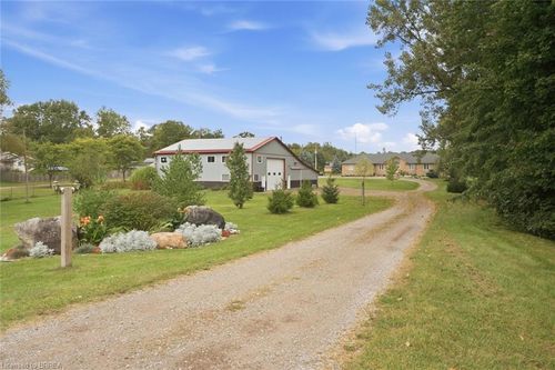 1304 Wrigley Rd, Ayr, ON, N0B1E0 | Card Image