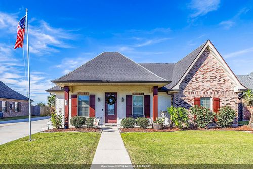 391 Port Royal Way, Houma, LA, 70360 | Card Image