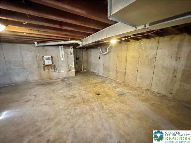 909 Genesee St, House other with 3 bedrooms, 1 bathrooms and null parking in Allentown PA | Image 15
