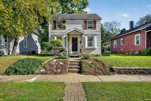 1018 Foster Street, South Bend, IN, 46617-1236 | Card Image
