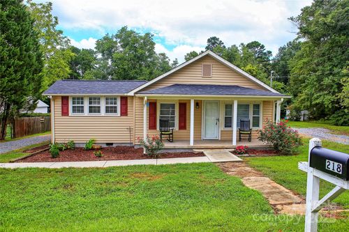 218 Blacksnake Rd, Stanley, NC, 28164-1622 | Card Image