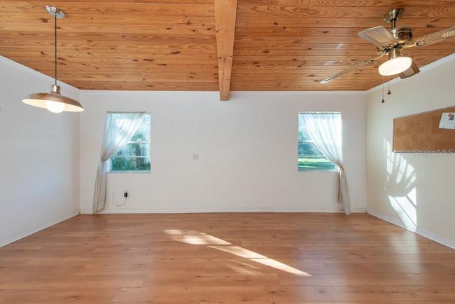 11008 Browning Rd, House other with 4 bedrooms, 4 bathrooms and null parking in LITHIA FL | Image 13