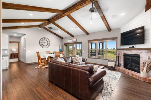 27061 Saddlerock Pl, Harrisburg, SD, 57032-8243 | Card Image