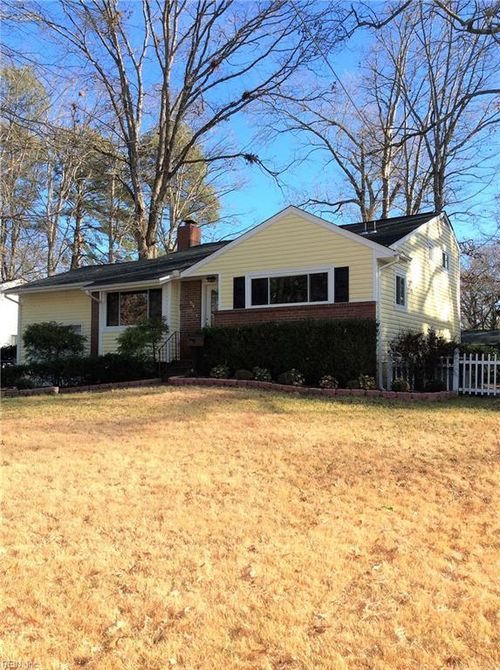 408 Lavender Ln, Virginia Beach, VA, 23462-5515 | Card Image