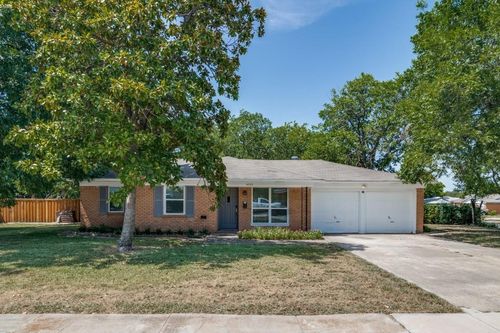 4555 Sandra Lynn Dr, Mesquite, TX, 75150-1089 | Card Image