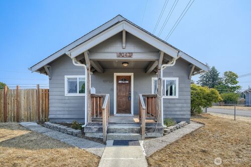 7047 S Warner St, Tacoma, WA, 98409-3928 | Card Image