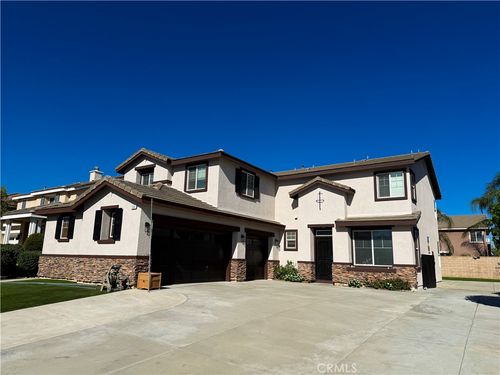 7565 Blue Mist Ct, Fontana, CA, 92336-0725 | Card Image