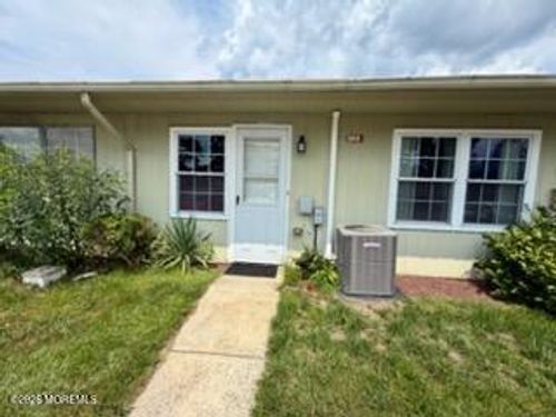 b-18 Yorkshire Court, Manchester, NJ, 08759 | Card Image