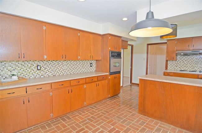 823 Timber Cove Dr, House other with 3 bedrooms, 2 bathrooms and 2 parking in Seabrook TX | Image 12