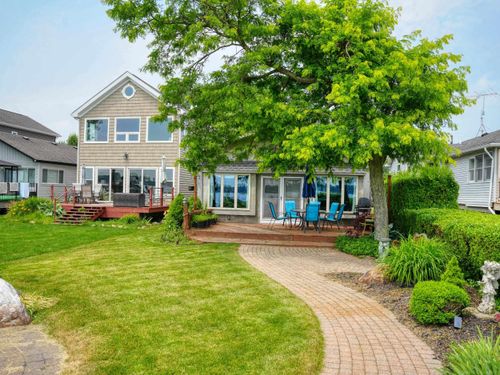 5403 Pointe Dr, East China, MI, 48054-4162 | Card Image