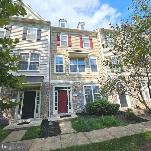 725 Chevington Ct, WOODBRIDGE, VA, 22191-1473 | Card Image