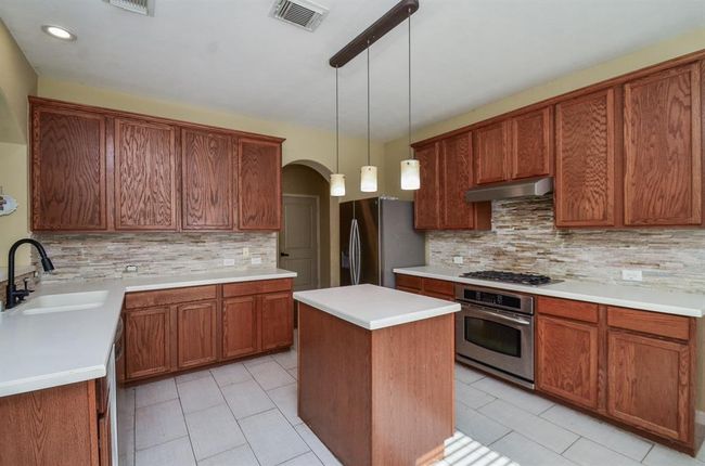17719 Creek Bluff Ln, House other with 4 bedrooms, 3 bathrooms and 2 parking in Cypress TX | Image 10