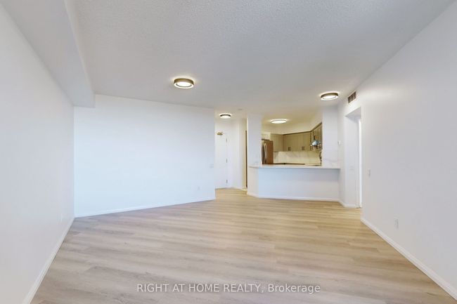 PH-201 - 1 Emerald Lane, Condo with 2 bedrooms, 2 bathrooms and null parking in Thornhill ON | Image 10