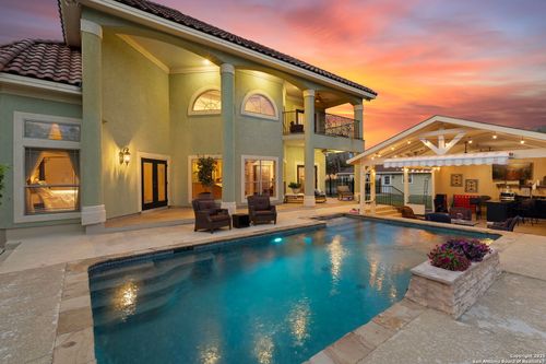 443 Rosewood Dr, La Vernia, TX, 78121-4769 | Card Image