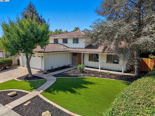425 Lexington Dr, Vallejo, CA, 94591-6817 | Card Image