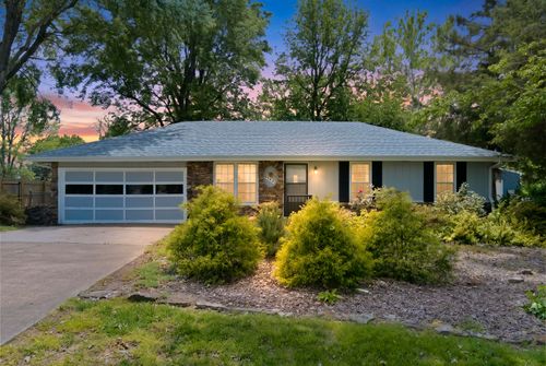 3140 W Wick Street, Springfield, MO, 65810 | Card Image