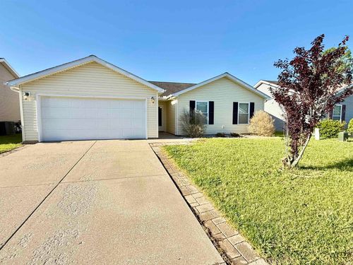 7917 Drake Dr, Chandler, IN, 47610-9389 | Card Image