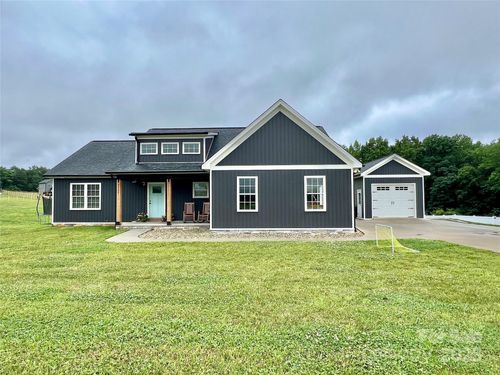 7133 Church Rd, Taylorsville, NC, 28681-7383 | Card Image