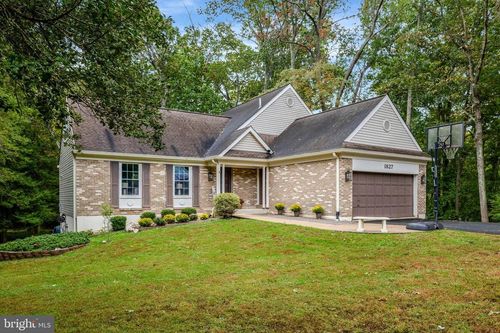 1827 Post Oak Trl, RESTON, VA, 20191-5218 | Card Image