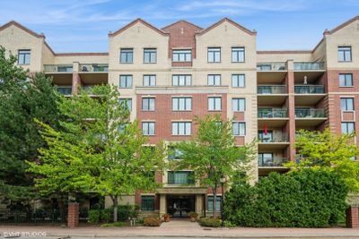 109 - 11 S Wille Street, Condo with 2 bedrooms, 2 bathrooms and 2 parking in Mount Prospect IL | Image 1