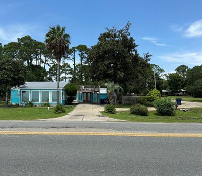 615 Hwy 98, House other with 3 bedrooms, 3 bathrooms and null parking in Eastpoint FL | Image 2