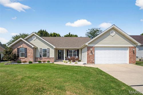 1417 Shelby Point Dr, O Fallon, MO, 63366-7546 | Card Image