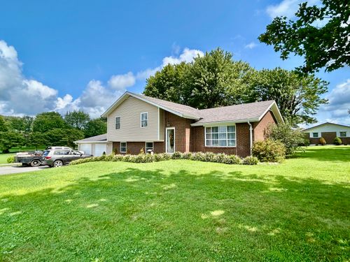 111 Guinn Dr, Monticello, KY, 42633-2218 | Card Image