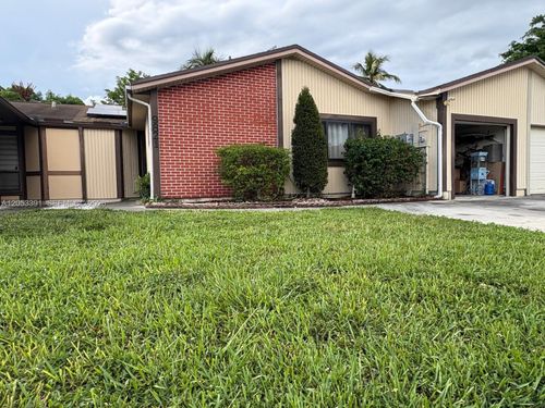 9821-9821 W Elm Ln, Miramar, FL, 33025-2342 | Card Image