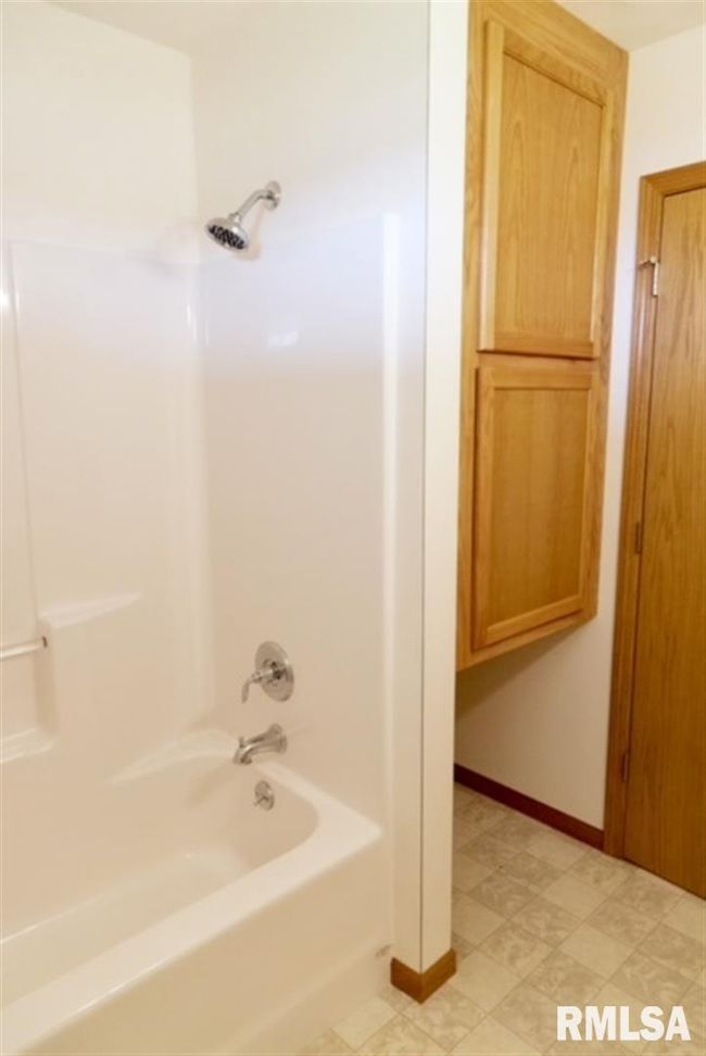 27605 Allens Grove Road, House other with 3 bedrooms, 4 bathrooms and null parking in Donahue IA | Image 13