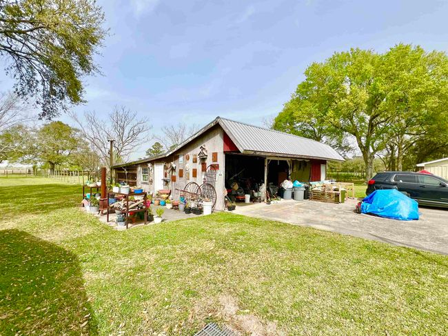 1209 Highway 73, House other with 3 bedrooms, 2 bathrooms and null parking in Winnie TX | Image 26