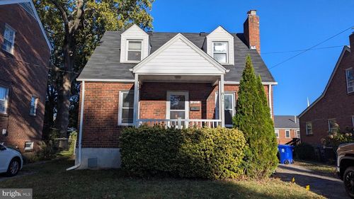 817 N Jefferson St, ARLINGTON, VA, 22205-1129 | Card Image