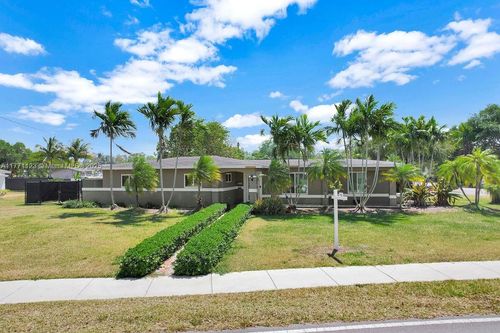8480 Caribbean Blvd, Cutler Bay, FL, 33157-7264 | Card Image