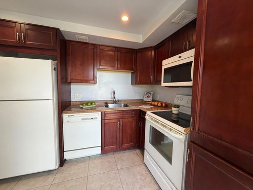 apt-306-3000 N Palm Aire Dr, Pompano Beach, FL, 33069-3433 | Card Image