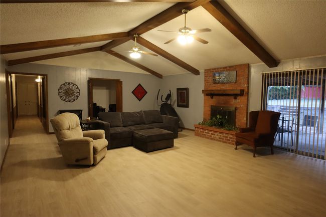 907 Cherry St, House other with 4 bedrooms, 3 bathrooms and null parking in Ranger TX | Image 12