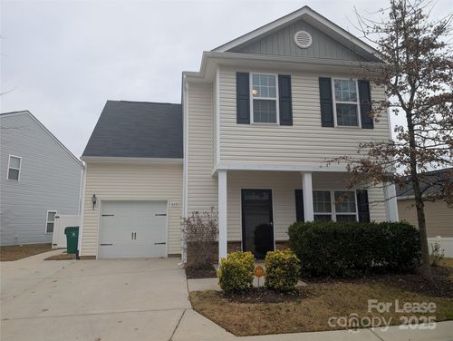 8419 Candlenut Ln, Charlotte, NC, 28215-7623 | Card Image