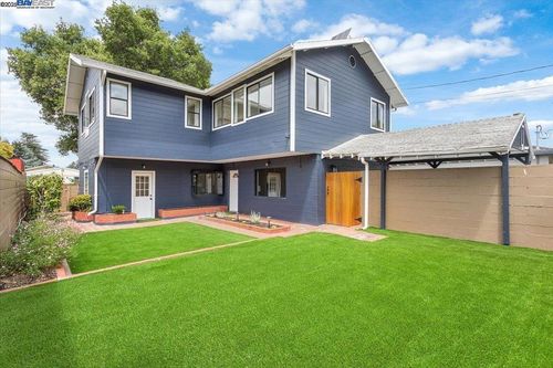 20101 Catalina Dr, Castro Valley, CA, 94546-4431 | Card Image