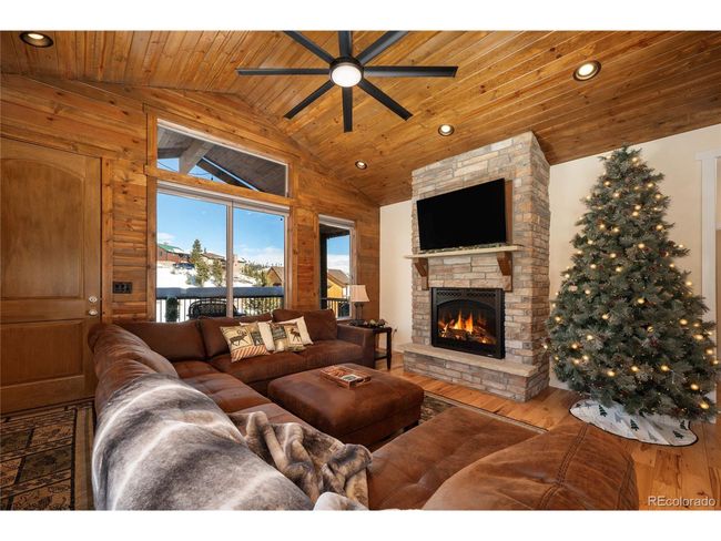 304 County Road 424, House other with 3 bedrooms, 3 bathrooms and null parking in Grand Lake CO | Image 15