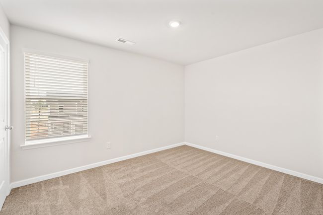 2040 Lala Loop, House other with 4 bedrooms, 3 bathrooms and 2 parking in White Bluff TN | Image 13