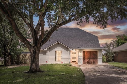 5501 Pecos St, Dickinson, TX, 77539-5946 | Card Image