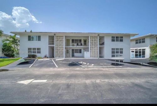 3e-3213 Colony Club Rd, Pompano Beach, FL, 33062-4739 | Card Image
