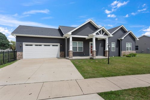 2510 Fairfield Dr, Urbana, IL, 61802-7697 | Card Image