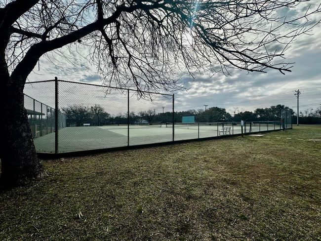 712 Coventry Rd, Home with 0 bedrooms, 0 bathrooms and null parking in Spicewood TX | Image 7