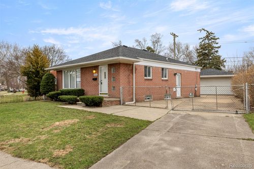 8316 Roosevelt St, Taylor, MI, 48180-2743 | Card Image