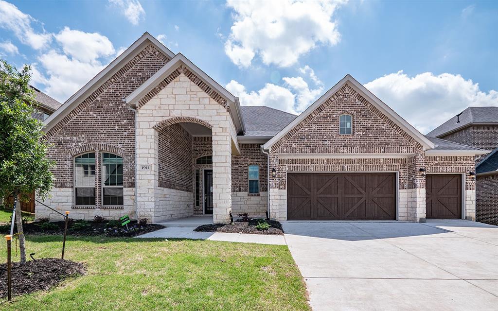 Rondinella Dr, Rockwall, TX 75032