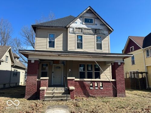 2735 Carrollton Ave, Indianapolis, IN, 46205-4411 | Card Image