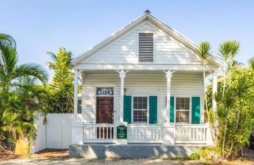 1124 Watson St, Key West, FL, 33040-3389 | Card Image