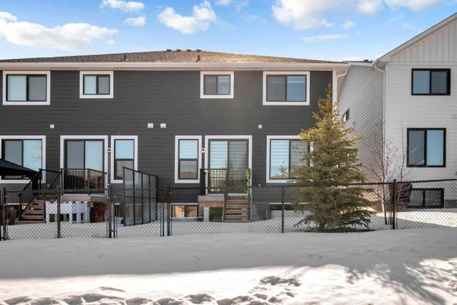 12 Harvest Grove Common Ne, Home with 3 bedrooms, 2 bathrooms and 4 parking in Calgary AB | Image 42