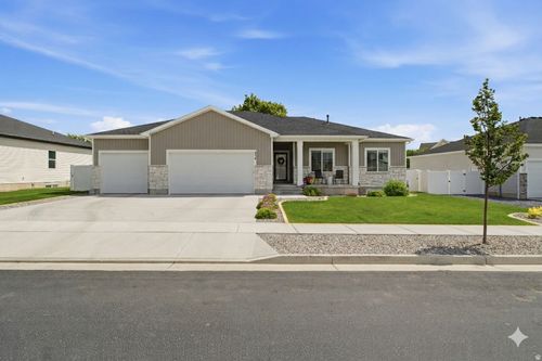236 W 470 N, Smithfield, UT, 84335 | Card Image